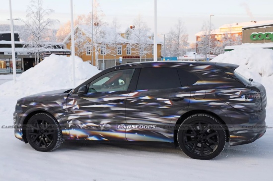 宾利第二款SUV最新谍照曝光 有望2026年发布